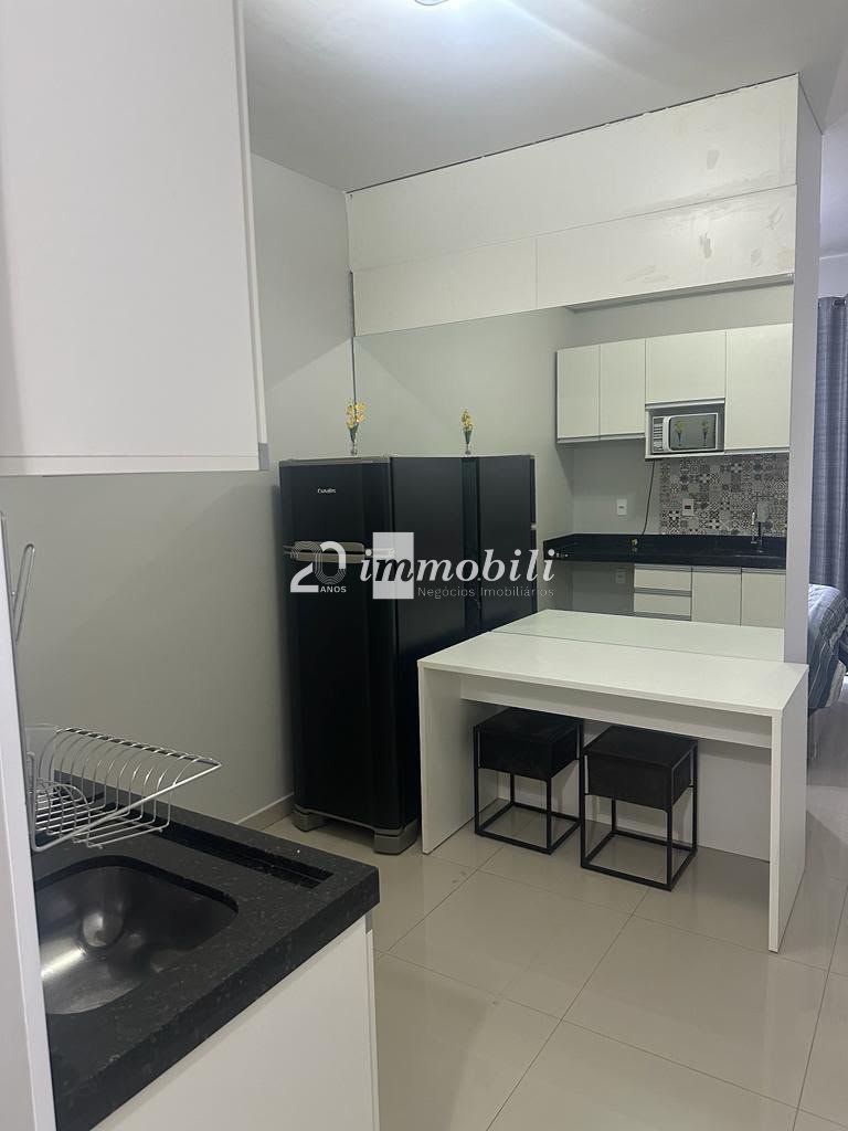 Cobertura à venda e para alugar em Cotia, Granja Viana, com 1 quarto, com 27 m²