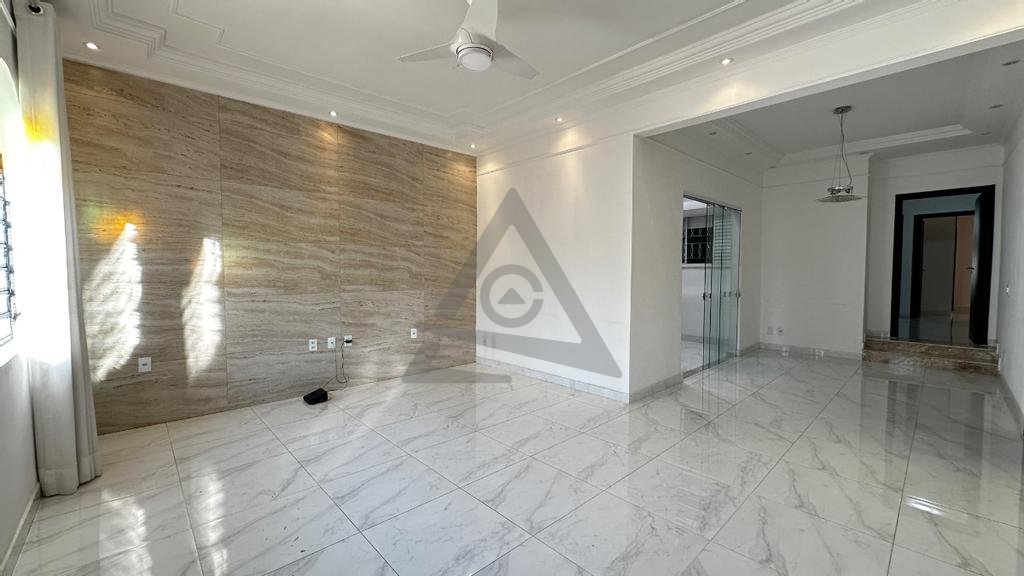 Casa para alugar em Campinas, Parque São Quirino, com 3 quartos, com 216 m²