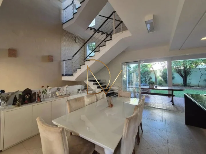 Sobrado à Venda no Chácara Prado | Amplitude, Elegância e Lazer para Toda a Família