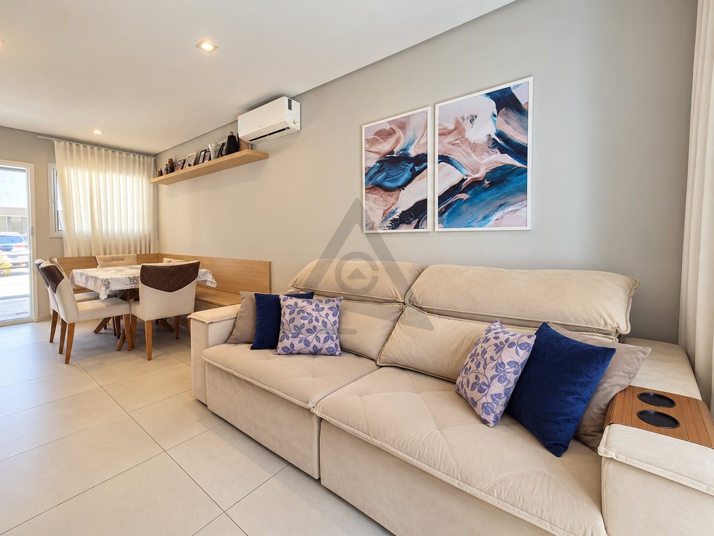 Casa à venda em Campinas, Chácara Primavera, com 3 quartos, com 110 m², flor de maio