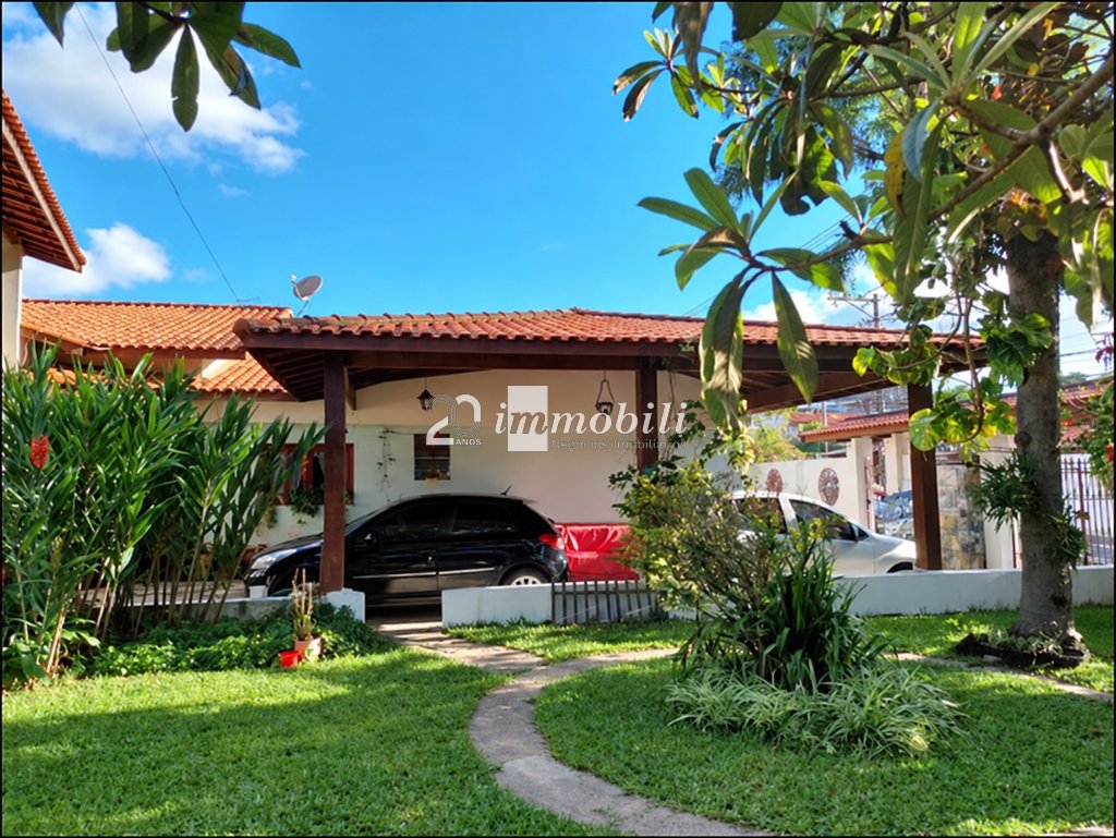 Casa à venda em Cotia, Granja Viana, com 4 quartos, com 437 m²