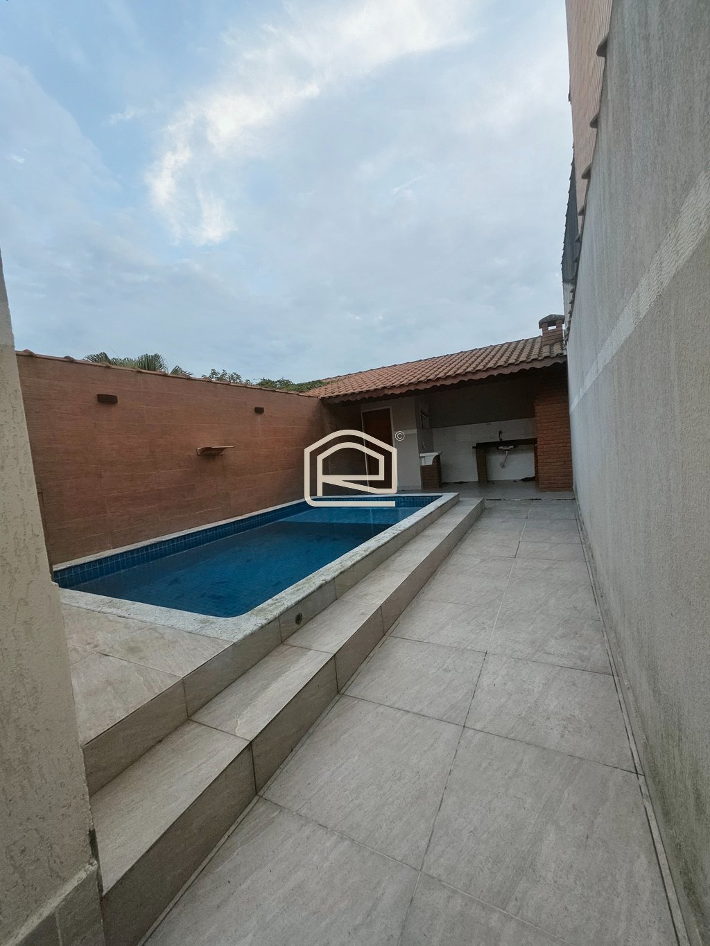Casa à venda em Mongaguá, Jardim Praia Grande, com 3 quartos, com 107.75 m²