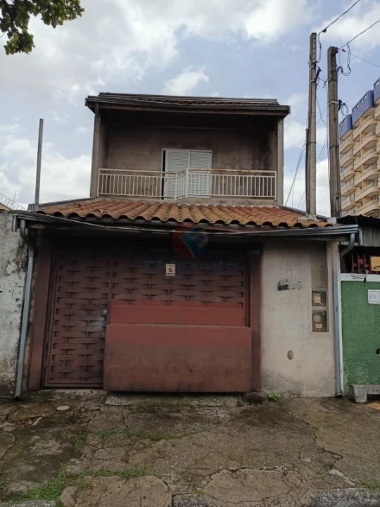 Casa à venda em Hortolândia, Loteamento Remanso Campineiro, com 2 quartos, com 152.78 m²