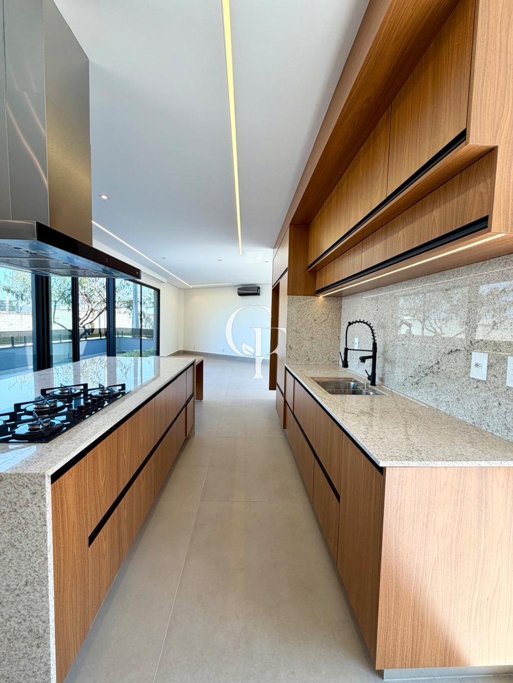 Casa à venda em Paulínia, Vila Monte Alegre, com 3 suítes, com 230 m²