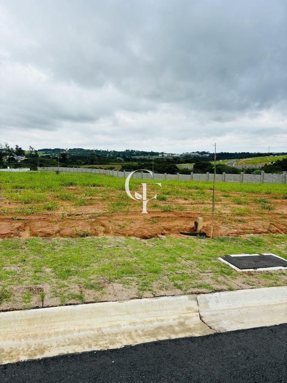 Terreno à venda em Campinas, Fazenda Pau D'Alho, com 360 m²,  Condomínio Serena Campinas