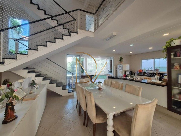 Casa à venda com 4 quartos, 1 suíte, 4 vagas e 220m² no Vila Marieta, Campinas (SP) — foto 2 de 30