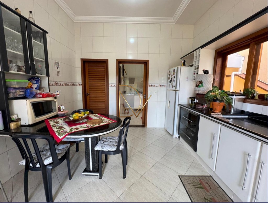 Casa à venda com 3 quartos, 5 banheiros, 4 vagas e 308m² no Vila Marieta, Campinas (SP) — foto 13 de 30