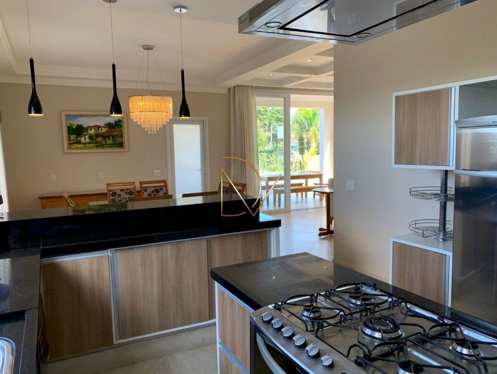 Casa à venda com 4 quartos, 4 suítes, 6 vagas e 500m² no Chácaras Silvania, Valinhos (SP) — foto 9 de 30
