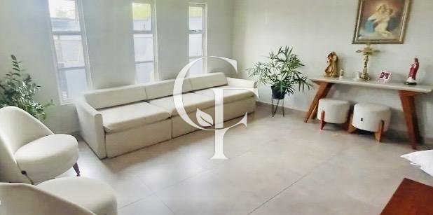 Casa à venda em Indaiatuba, Parque São Lourenço, com 3 quartos, com 180 m²