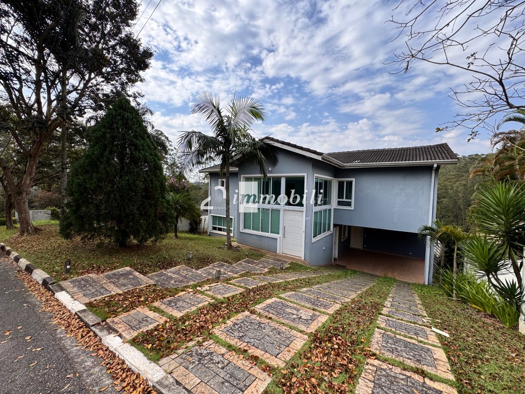 Casa de Alto Padrão  com 3 Suítes - Condomínio Parque das Artes (Granja Viana