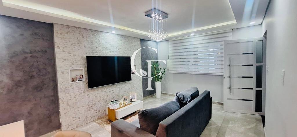 Casa à venda em Hortolândia, Jardim Amanda II, com 5 quartos, com 250 m²