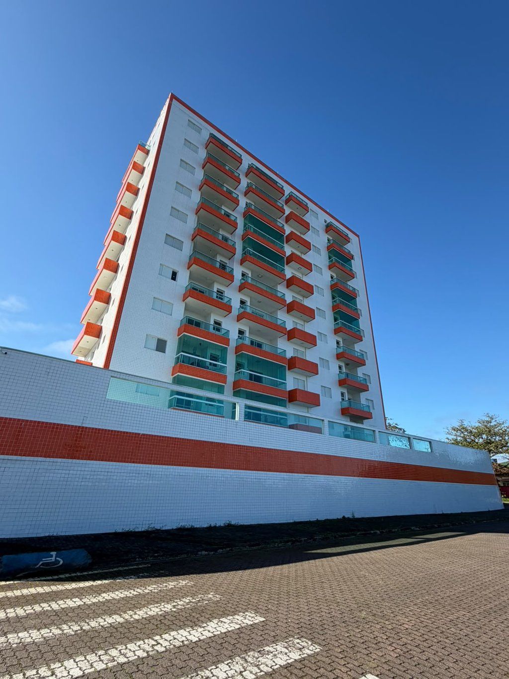 Apartamento à venda e para alugar em Itanhaém, Jardim Suarão (Praia), com 1 quarto, com 120 m²