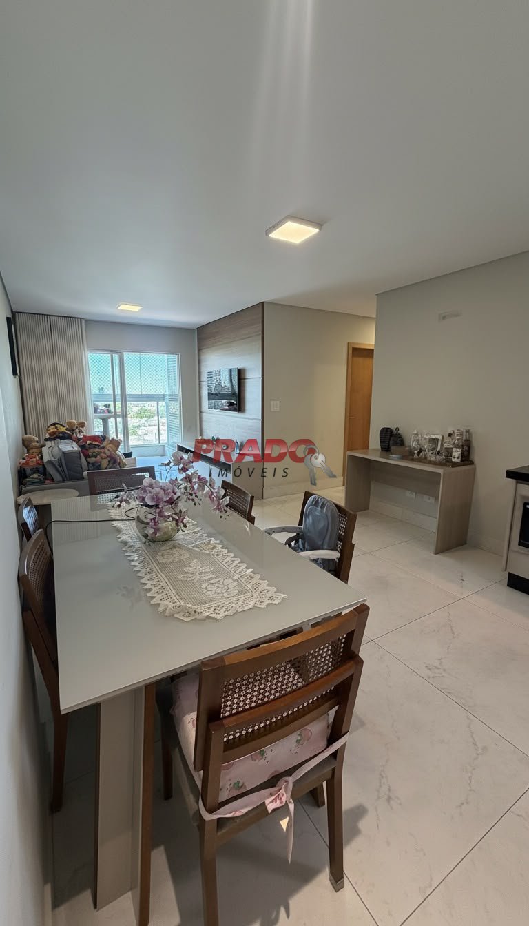 Apartamento à venda em Zona 07, Maringá — Portal Chave Fácil