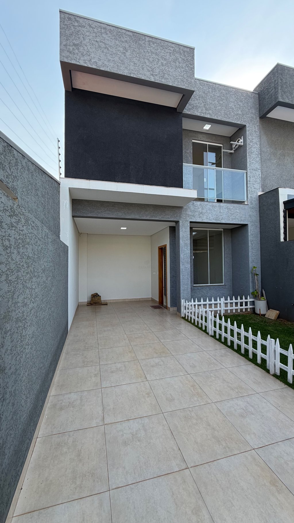 Sobrado à venda em Campo Mourão, Parque das Acácias, com 3 quartos, com 101.22 m²