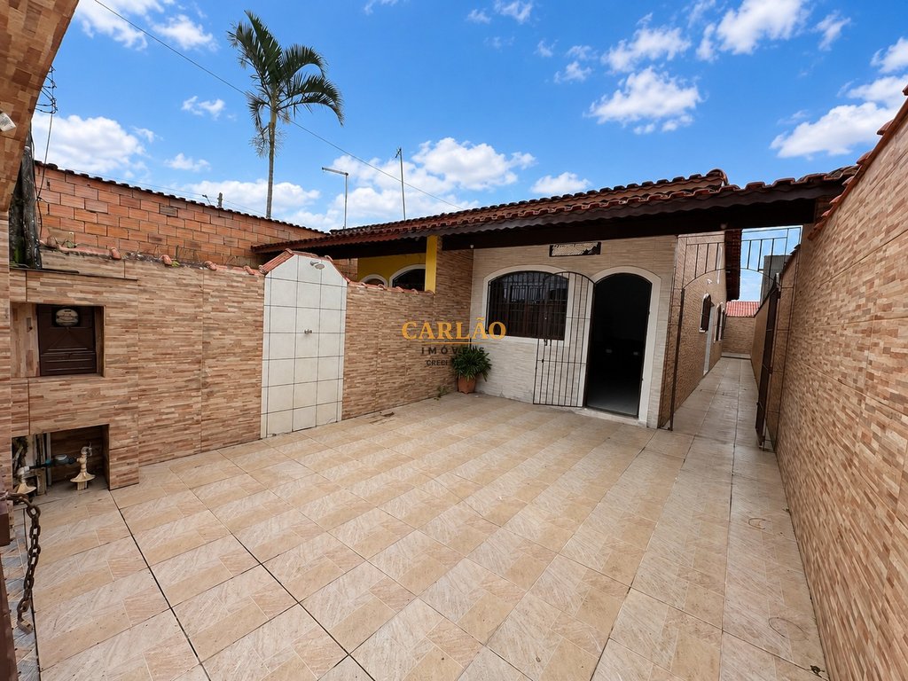 Casa à venda em Mongaguá, Jussara, com 2 quartos, com 69 m²