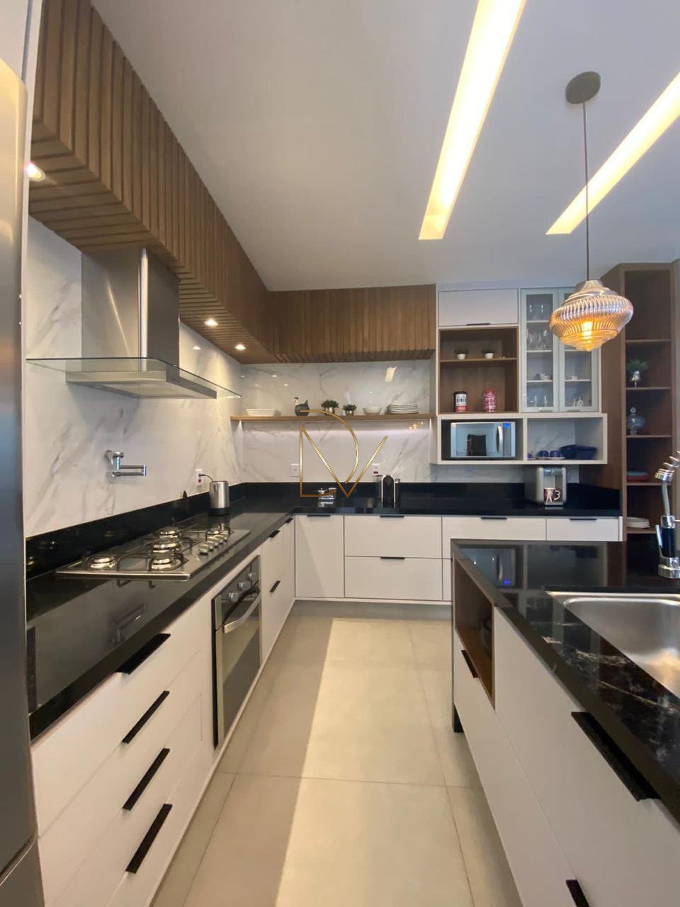 Casa à venda com 3 quartos, 3 suítes, 4 vagas e 332m² no Swiss Park, Campinas (SP) — foto 17 de 30
