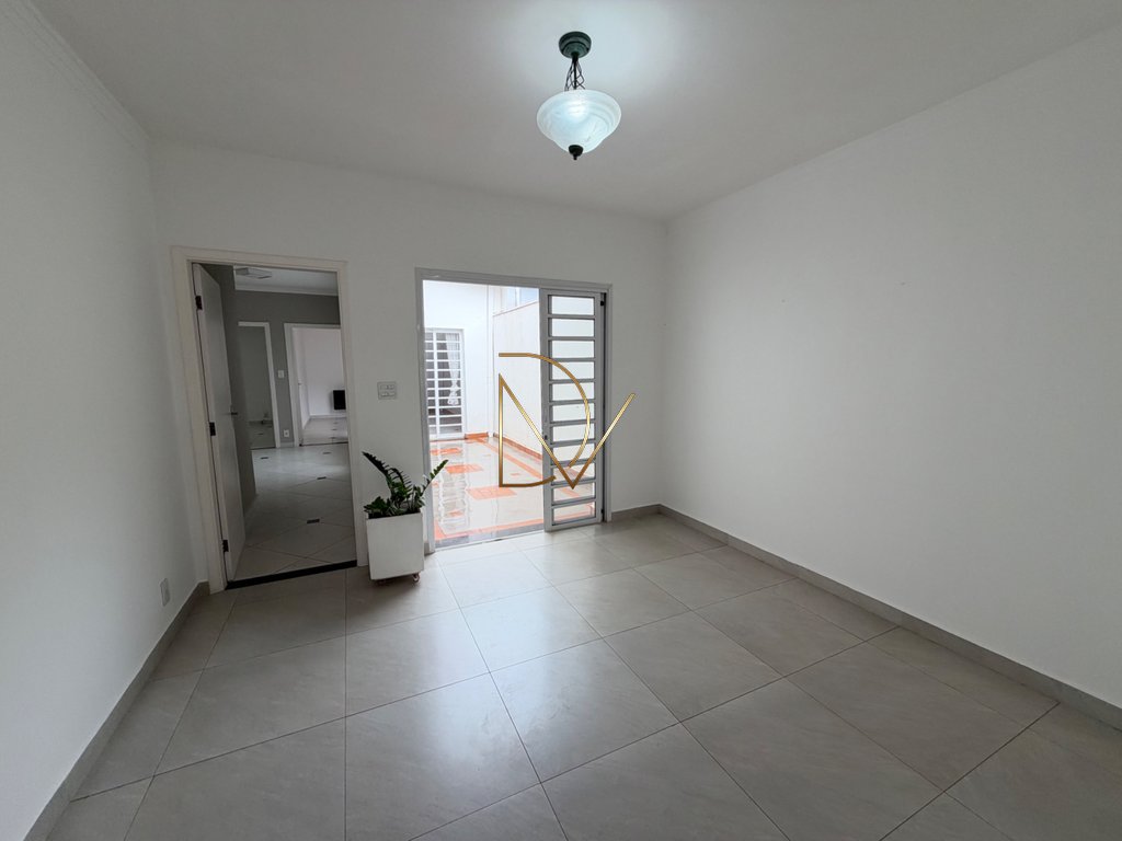 Casa à venda com 2 quartos, 1 suíte, 3 vagas e 189m² no Vila Nogueira, Campinas (SP) — foto 8 de 30