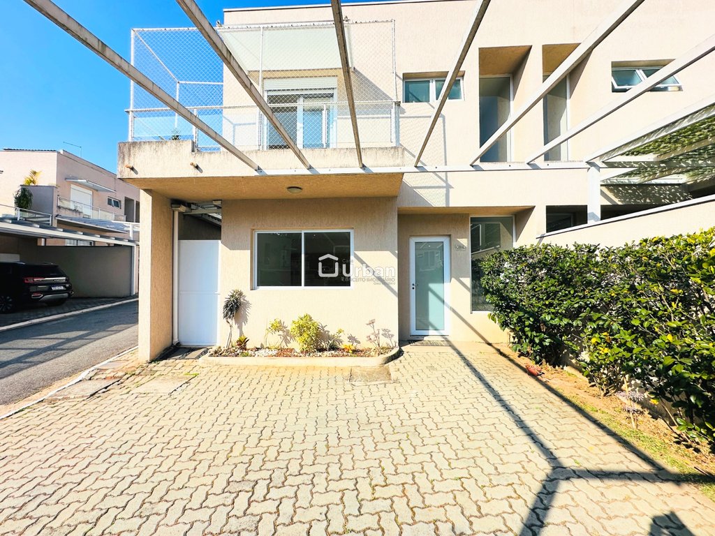 Casa à venda em Cotia, Granja Viana, com 3 quartos, com 158 m², Residencial Dom Duarte