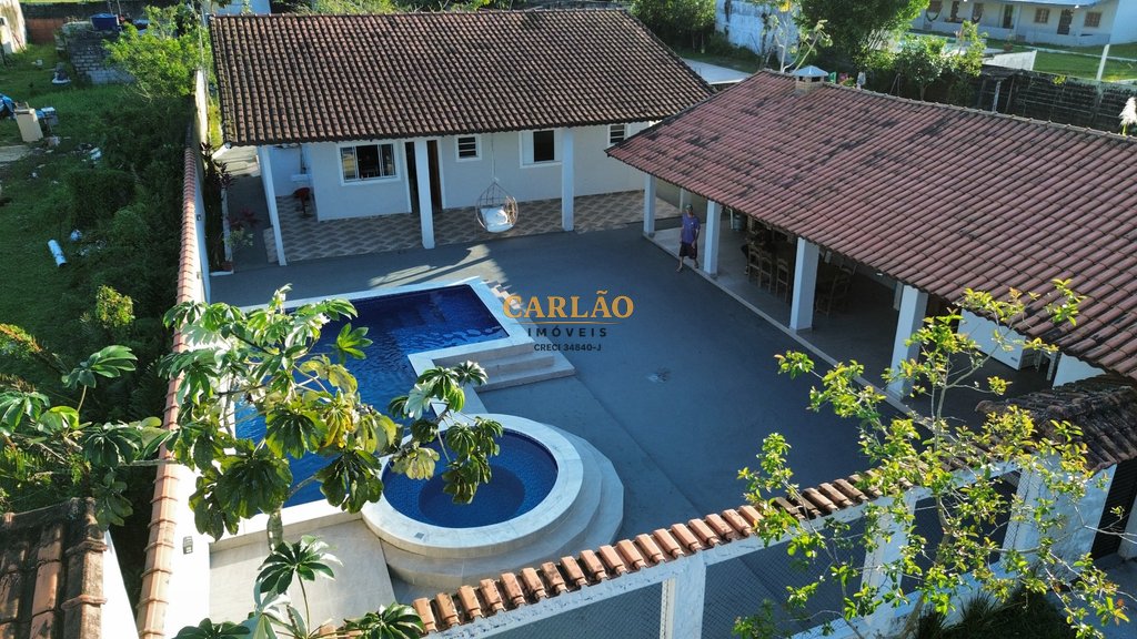 Chácara à venda em Mongaguá, residencial, com 3 quartos, com 2000 m²