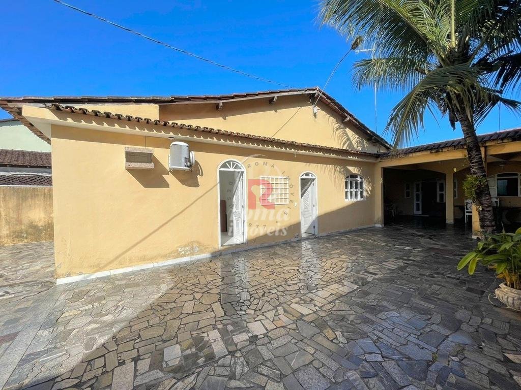 Casa à venda em Guarapari, Itapebussu, com 4 quartos, com 250 m²