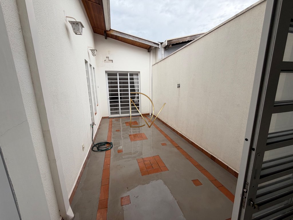 Casa à venda com 2 quartos, 1 suíte, 3 vagas e 189m² no Vila Nogueira, Campinas (SP) — foto 9 de 30