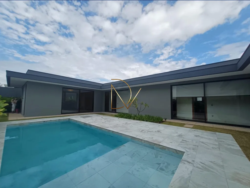 CASA DOS QUARTZITOS À VENDA NO ENTREVERDES, CAMPINAS | ARQUITETURA AUTORAL, ROCHAS NATURAIS E AUTOMAÇÃO RESIDENCIAL