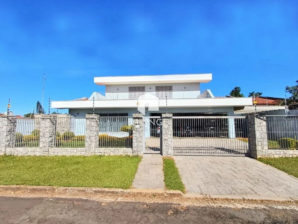 Casa à Venda no Bairro Parque Taquaral em Campinas