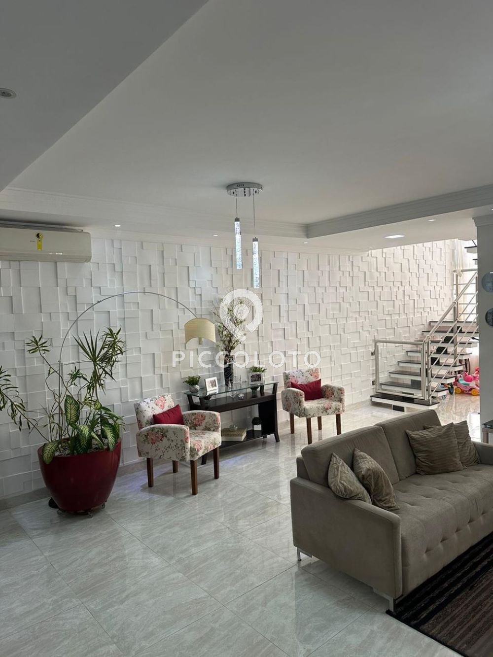 Sobrado à venda em Campinas, Swiss Park, com 5 suítes, com 356 m², Condomínio Swiss Park - Lenk