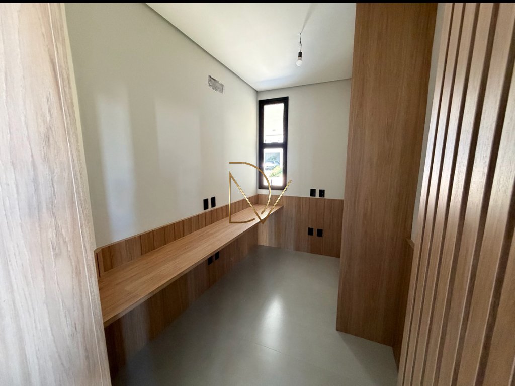 Casa à venda com 4 quartos, 4 suítes, 4 vagas e 350m² no Loteamento Residencial Arborais, Campinas (SP) — foto 13 de 30