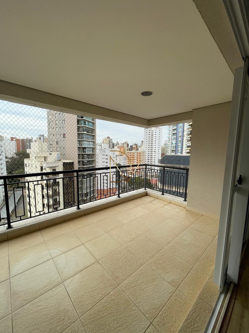 Apartamento para alugar com 4 quartos, 2 suítes e 183m² no Cambuí, Campinas (SP) — foto 3 de 30