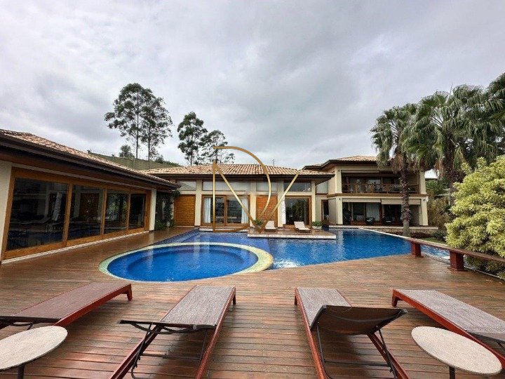 Casa à venda com 5 quartos, 5 suítes, 6 vagas e 1204m² no Residencial Fazenda da Grama, Itupeva (SP) — foto 21 de 30