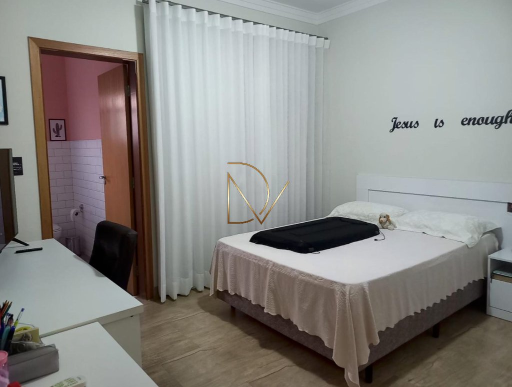 Casa à venda com 3 quartos, 3 suítes, 4 vagas e 233m² no Residencial Real Parque Sumaré, Sumaré (SP) — foto 20 de 30