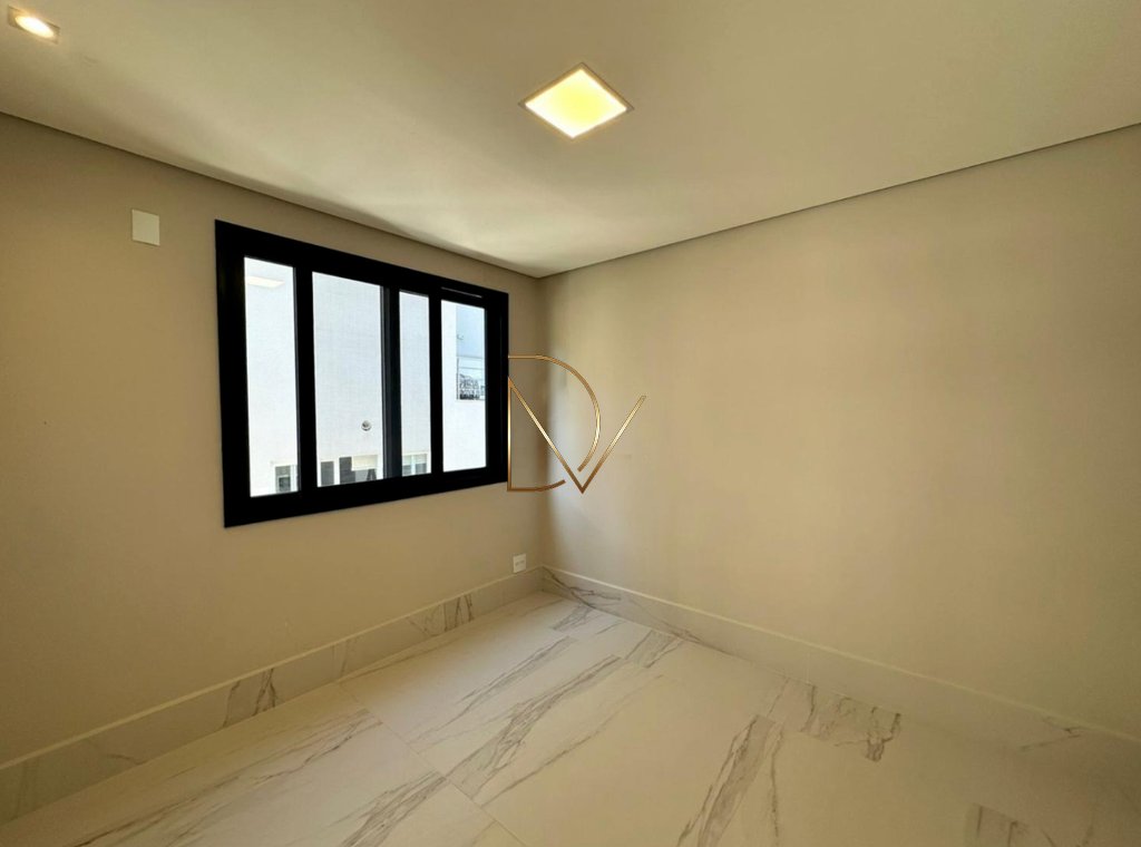 Casa à venda com 4 quartos, 4 suítes, 6 vagas e 525m² no Residencial Jatibela, Campinas (SP) — foto 13 de 30