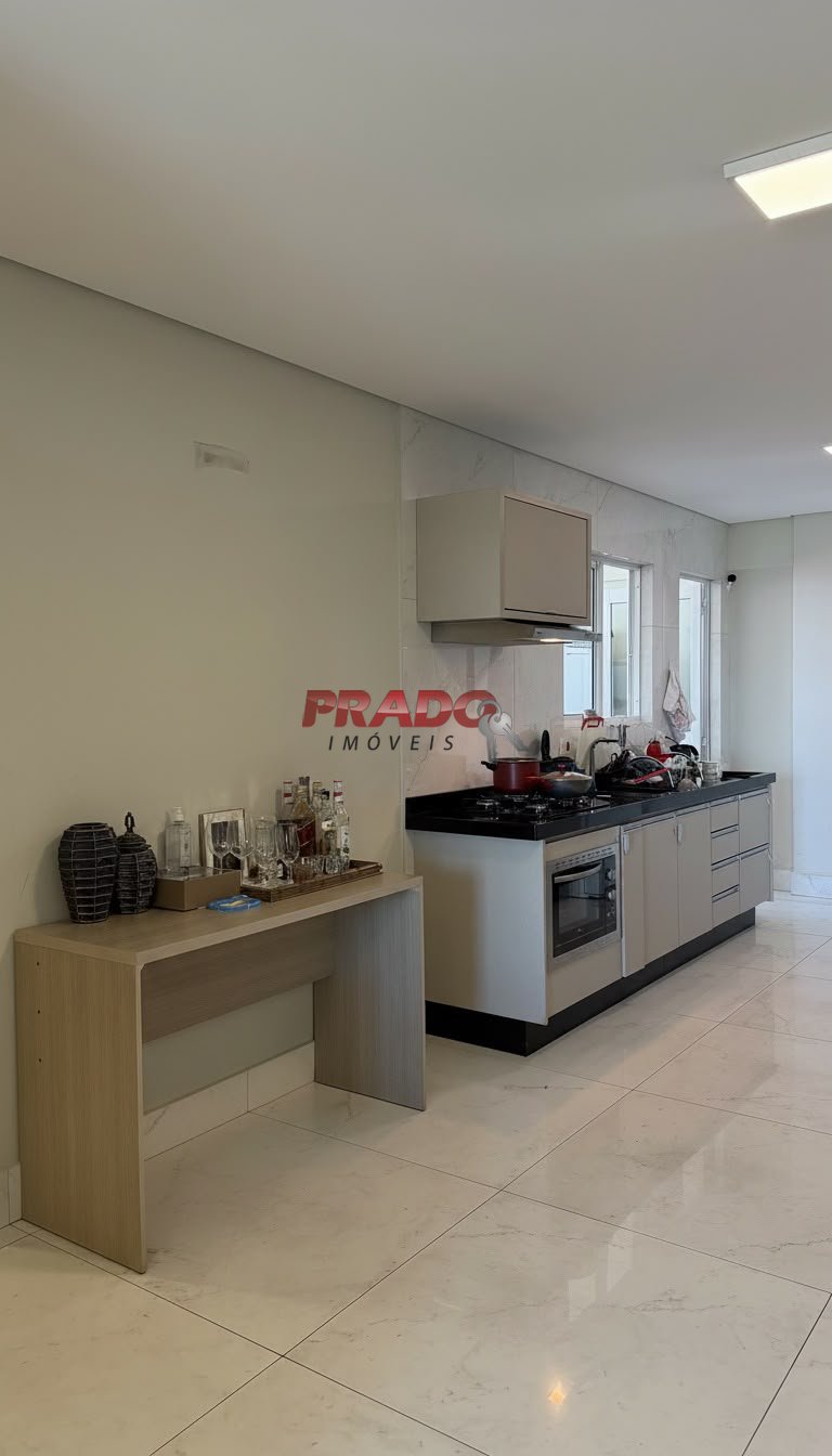 Apartamento à venda em Zona 07, Maringá — Portal Chave Fácil