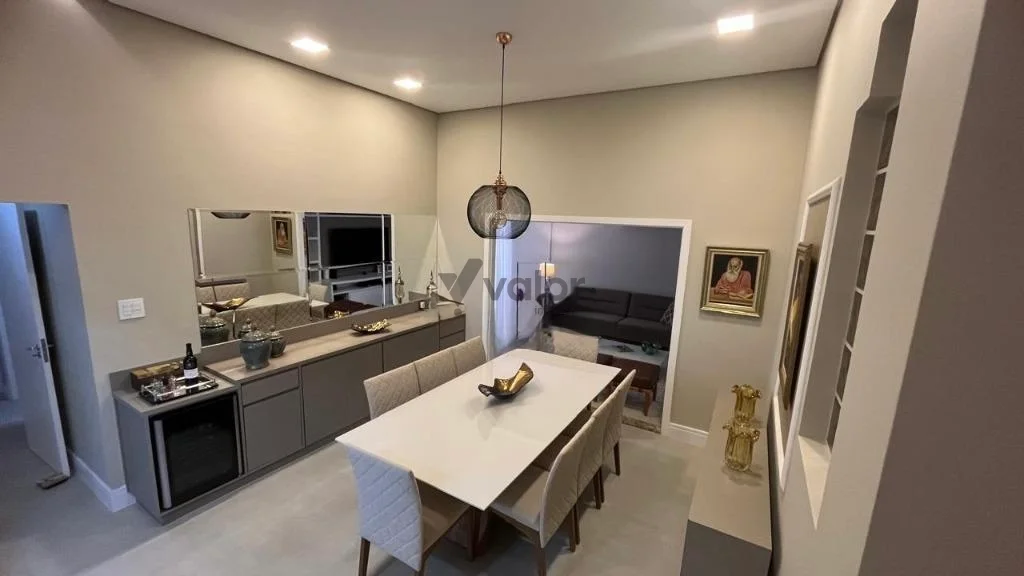 Casa à venda em Campinas, Parque Alto Taquaral, com 3 quartos, com 320 m²