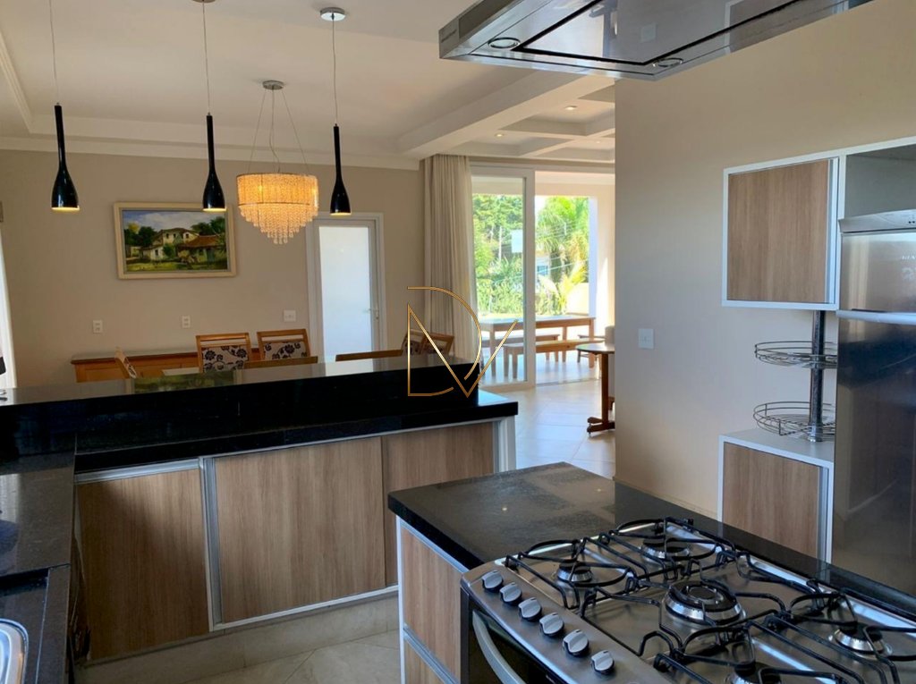 Casa à venda com 4 quartos, 4 suítes, 6 vagas e 500m² no Chácaras Silvania, Valinhos (SP) — foto 10 de 30