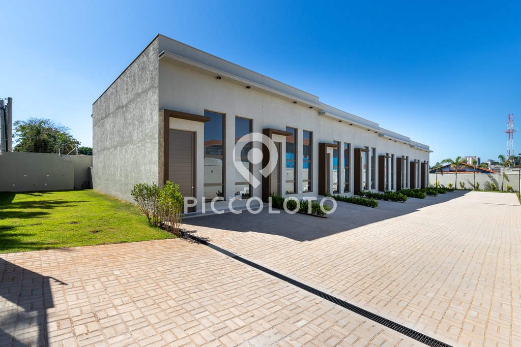 Sobrado à venda em Campinas, Parque Rural Fazenda Santa Cândida, com 2 suítes, com 136.5 m²