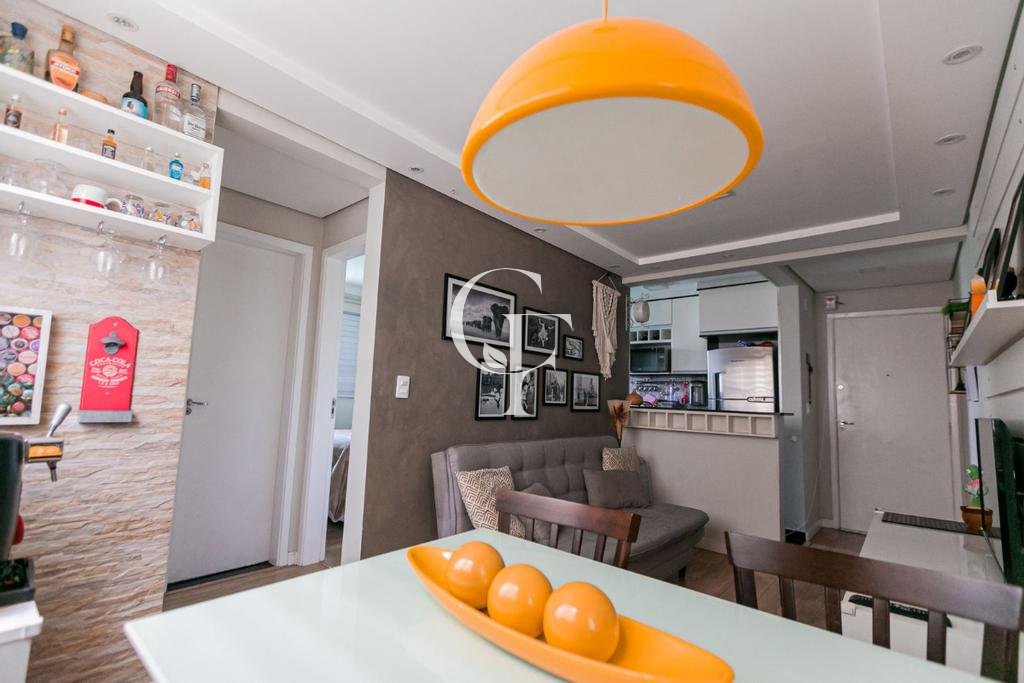 Apartamento à venda com 2 dormitórios, no Vila Carminha - Campinas