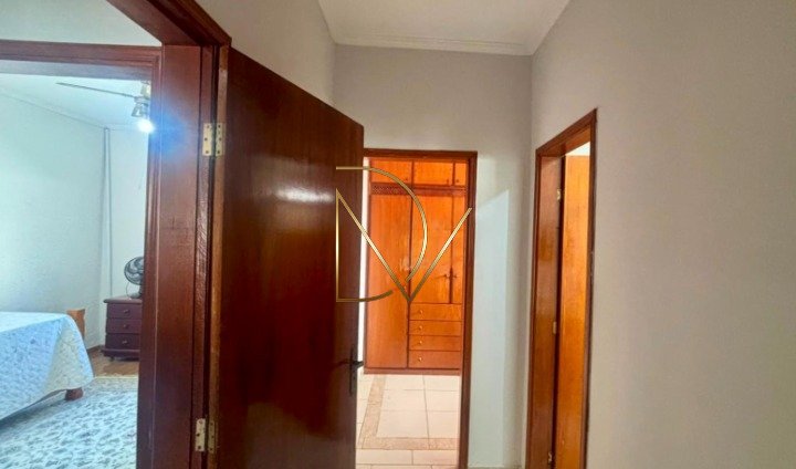 Casa à venda com 3 quartos, 1 suíte, 4 vagas e 194m² no Jardim Santa Genebra, Campinas (SP) — foto 17 de 30