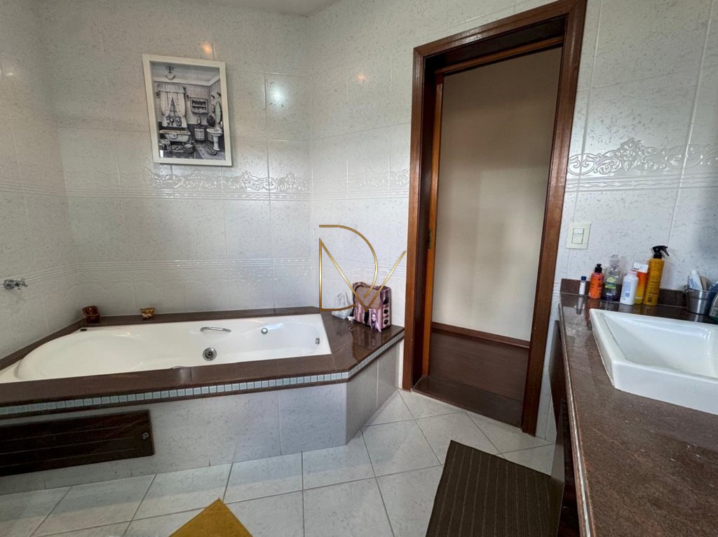 Casa à venda com 3 quartos, 5 banheiros, 4 vagas e 308m² no Vila Marieta, Campinas (SP) — foto 22 de 30