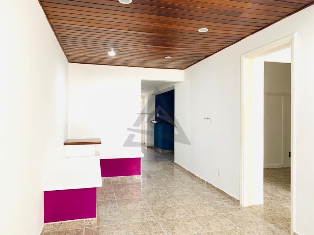 Casa à venda em Campinas, Cambuí, com 10 quartos, com 202 m²