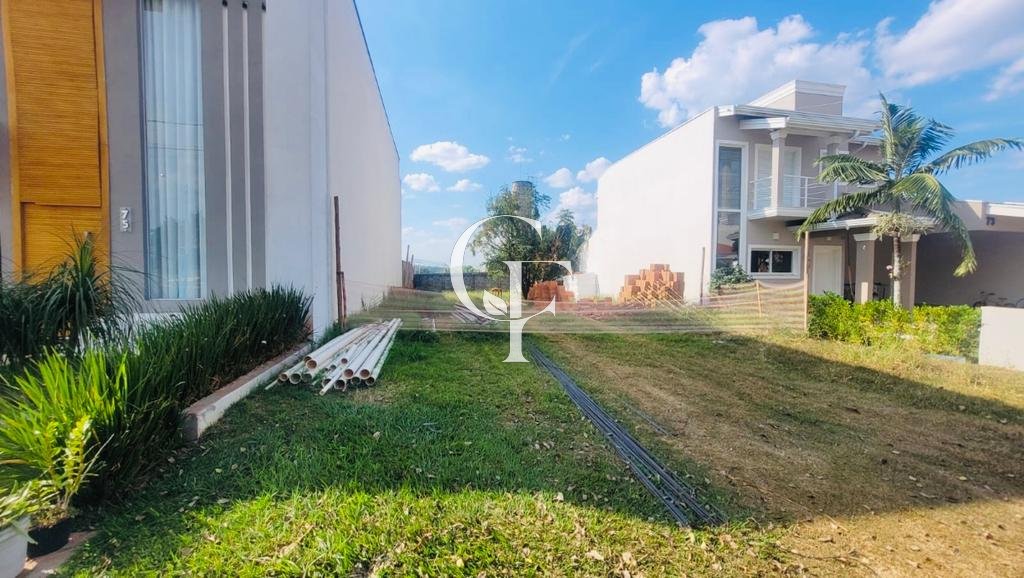 Terreno à venda em Valinhos, Residencial Santa Maria, com 402 m²
