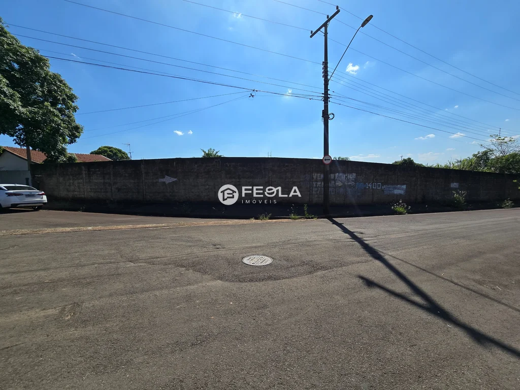 Terreno à venda em Americana, Vale das Paineiras, com 1404 m²
