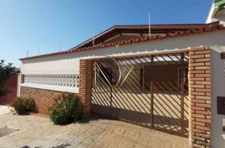 Casa Térrea à Venda no Jardim São Gabriel | Amplitude, Conforto e Espaços Versáteis com Edícula