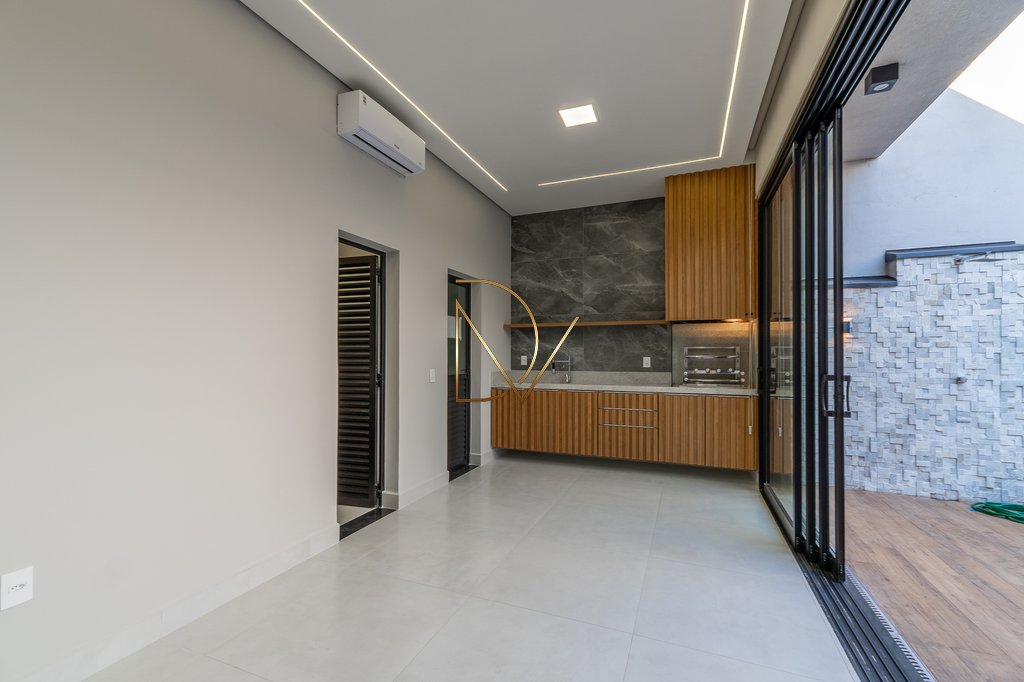 Casa à venda com 3 quartos, 3 suítes, 4 vagas e 188m² no Jardim Residencial Dona Lucilla, Indaiatuba (SP) — foto 16 de 30