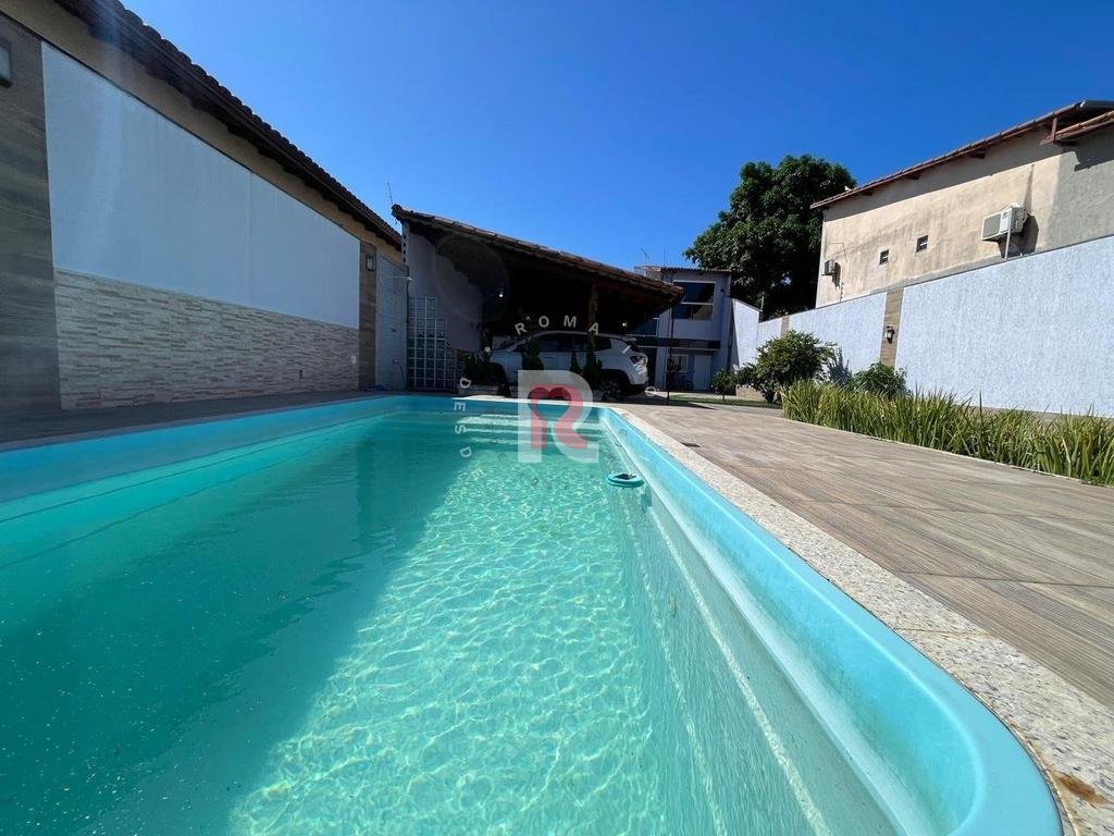 Casa à venda em Guarapari, Praia do Morro, com 3 suítes