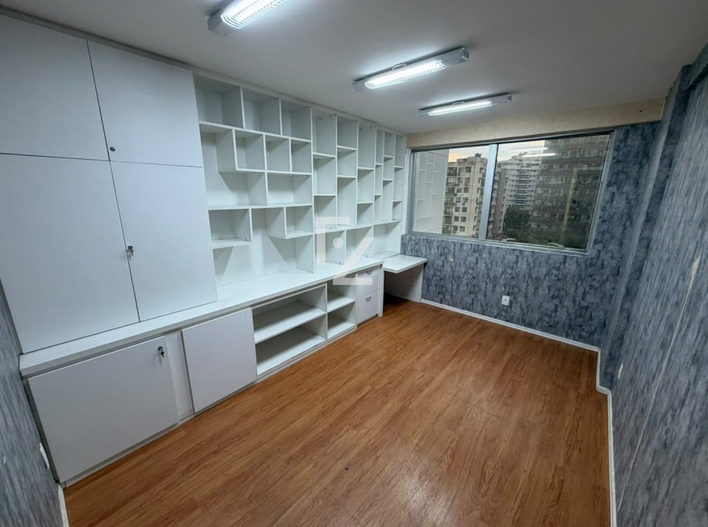 Sala Comercial 22m² na Barra Olímpica + Vaga | BRT