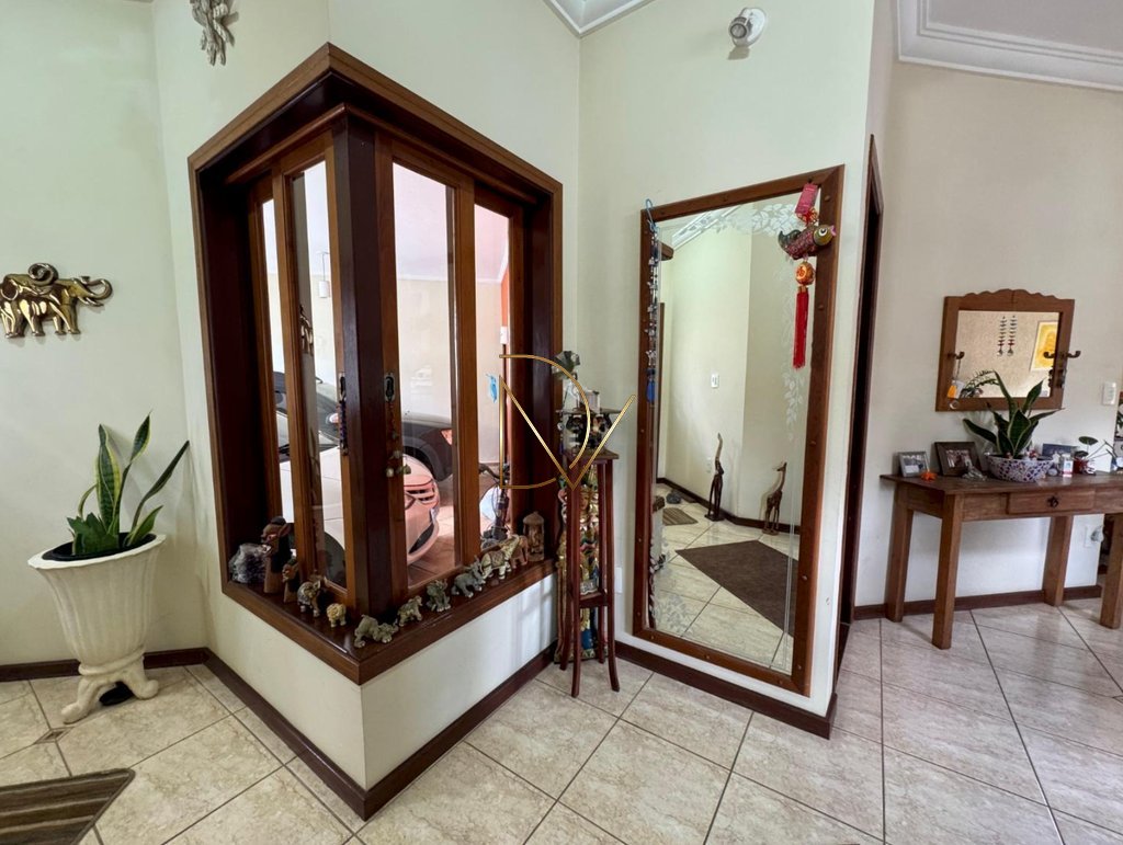 Casa à venda com 3 quartos, 5 banheiros, 4 vagas e 308m² no Vila Marieta, Campinas (SP) — foto 3 de 30