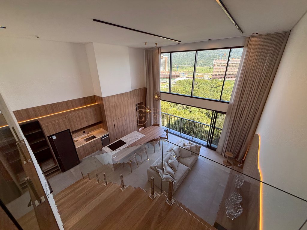 Apartamento mobiliado no Vivapark Porto Belo com pé-direito duplo e vista para o parque!