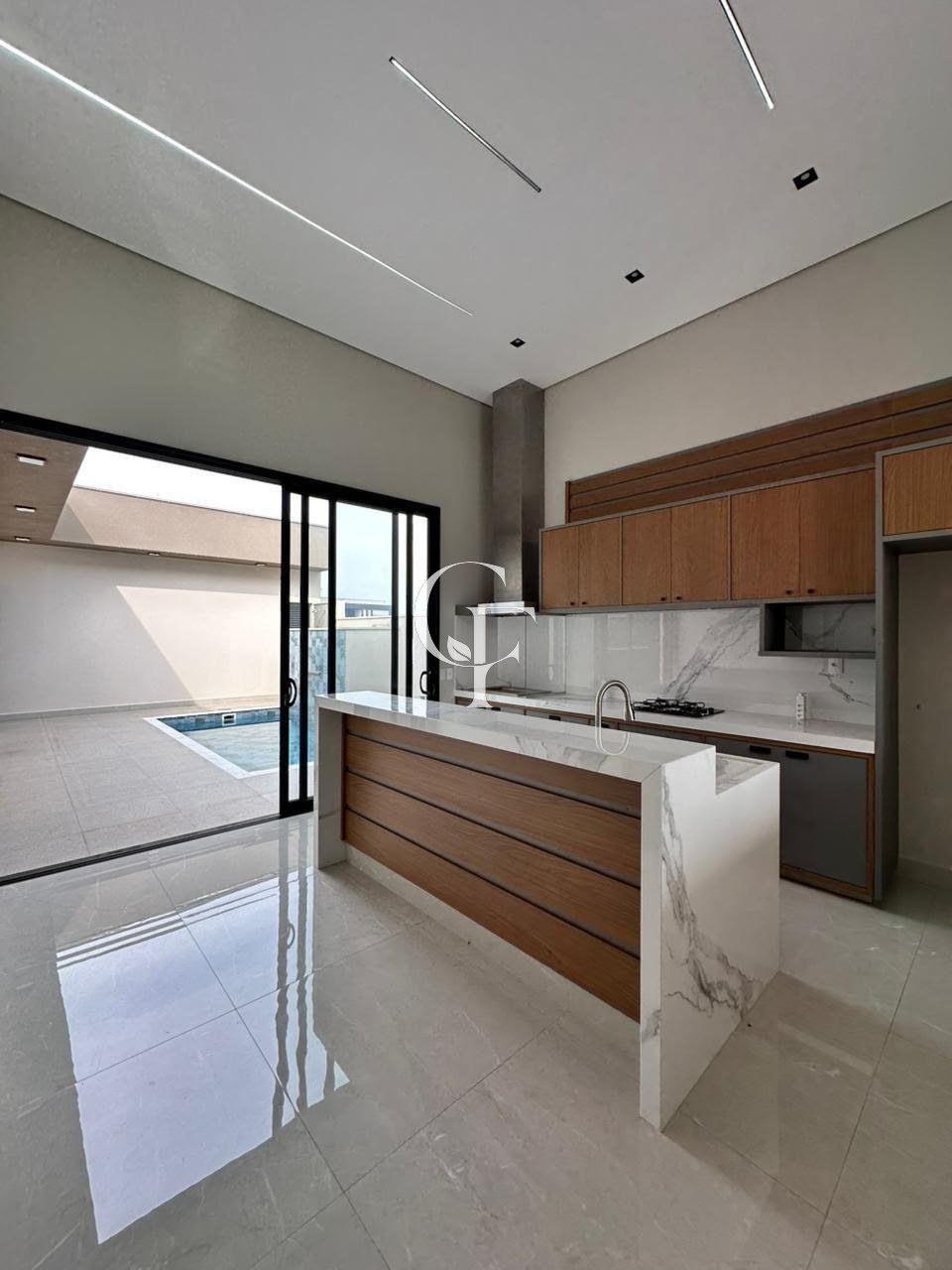 Casa à venda em Indaiatuba, Jardim Residencial Dona Maria José, com 3 suítes, com 198 m²